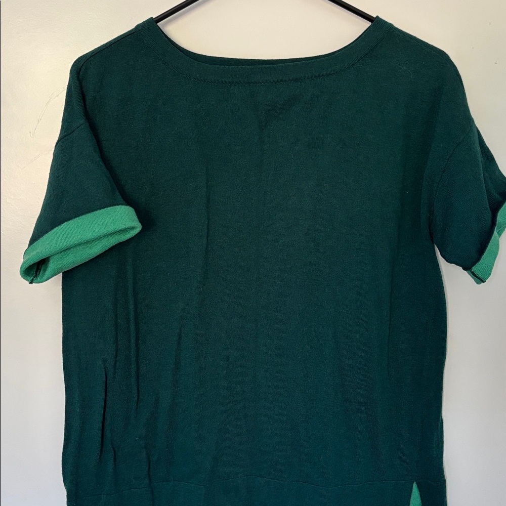 ⭐️ 3 for $20 - Bundle and save!!⭐️
The Limited Forest Green Knit Top